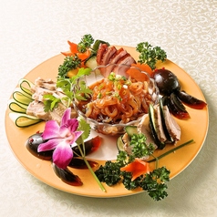 盛り付けまでこだわった料理をご提供