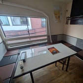 店内は全面禁煙となっておりますので、おタバコを吸われないお客様や小さなお子様にも安心してご利用いただけるお店となっております。