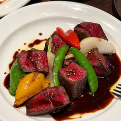 ★黒毛和牛A5うちもも肉グリル~スパイシーな赤ワインソース~