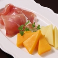 料理メニュー写真&nbsp;チーズ盛り合わせ