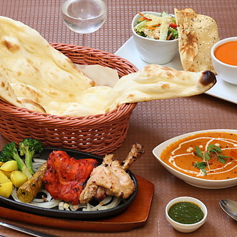 �A�W�A���������� CURRY DINING SHAHI �T�q