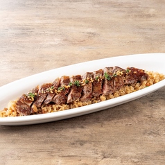 ステーキガーリックピラフ