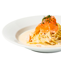 サーモンといくらのクリームパスタ