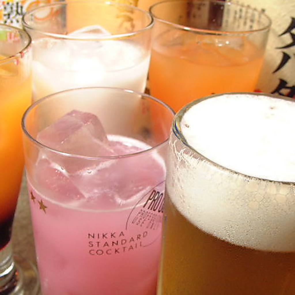 当店はドリンクも豊富な取り揃え！生ビール・ハイボール・果実酒・サワーなど充実したドリンクあり♪