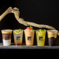 写真映えするドリンクも豊富にございます!