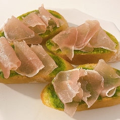 生ハムガーリックトースト
