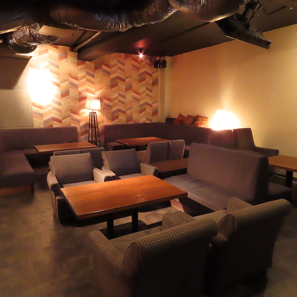 まさに大人の隠れ家　街の喧騒を忘れるラグジュアリーな大人空間でジンギスカン