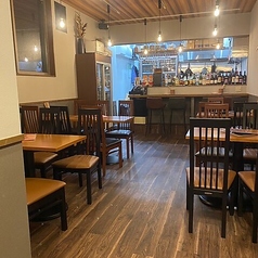 イタメシ ビストロ BAFFI バッフィーの雰囲気2