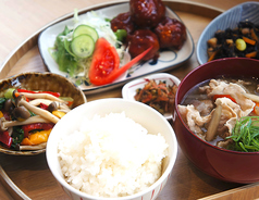 MASAKA食堂のおすすめ料理1