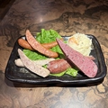 料理メニュー写真&nbsp;ラムウィンナー3種