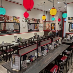 ミンミンBLUE FRONT SHIBAURA店の雰囲気1