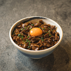 築地ホルモン月見丼