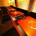 大人向けの洗練された空間で豊富なお肉とワインを心ゆくまで堪能できる贅沢なひとときを提供します。