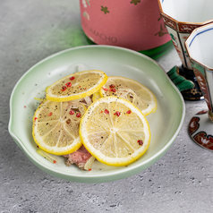 豚タンカルパッチョ