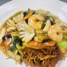 五目炒麺 (あんかけ焼きそば)