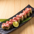 料理メニュー写真&nbsp;黒毛和牛の押し寿司 (8貫)