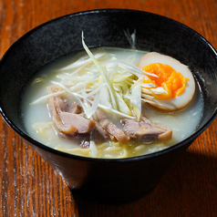 〆の鶏白湯ラーメン