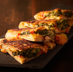 グリーンティッカのポケットピザ