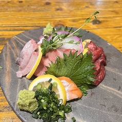 刺身盛合わせ