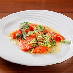 サーモンカルパッチョ