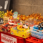 店内お子様来店時10個の駄菓子プレゼント！