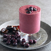 アサイーのスムージー、コンブチャなどは美肌にも◎