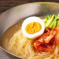 【名物】〆の盛岡冷麺