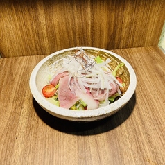 炙りコウネサラダ