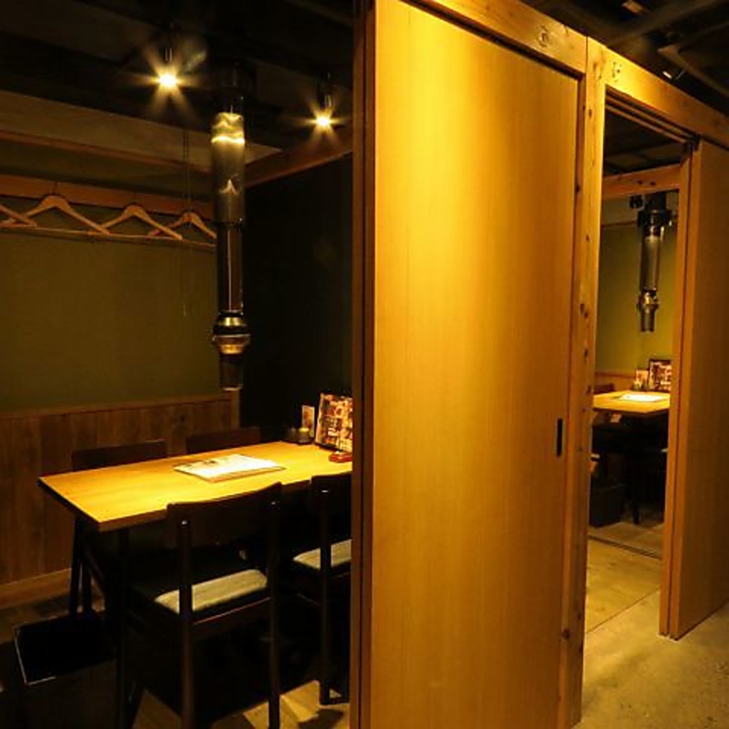 完全個室で周りを気にせずゆったりと焼肉を楽しめます！家族水入らずのお食事にも◎