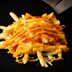 ポテトフライ チーズ&チリソース溺れ