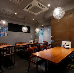 魚ヨシ 横浜店の雰囲気2