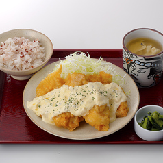 宮崎名物！チキン南蛮定食1000円(税込)