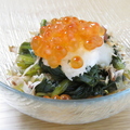 料理メニュー写真&nbsp;イクラとほうれん草御浸し