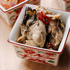 牡蠣とマッシュルームのオイル漬け