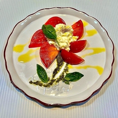 【大人気！オススメの絶品】自家製モッツァレラのカプレーゼ