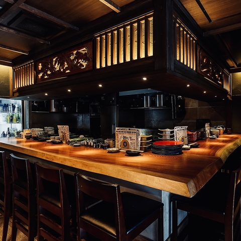 日本の風情が感じられる和モダン居酒屋