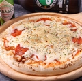 料理メニュー写真&nbsp;鉄板ピザ