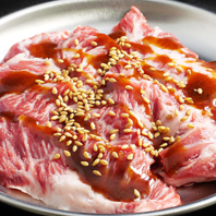 皆様に満足していただきたくて。様々な料理でおもてなし