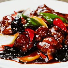 青椒肉絲/細切り豚肉の四川風炒め/四川流豚足/酢豚/黒酢豚 各
