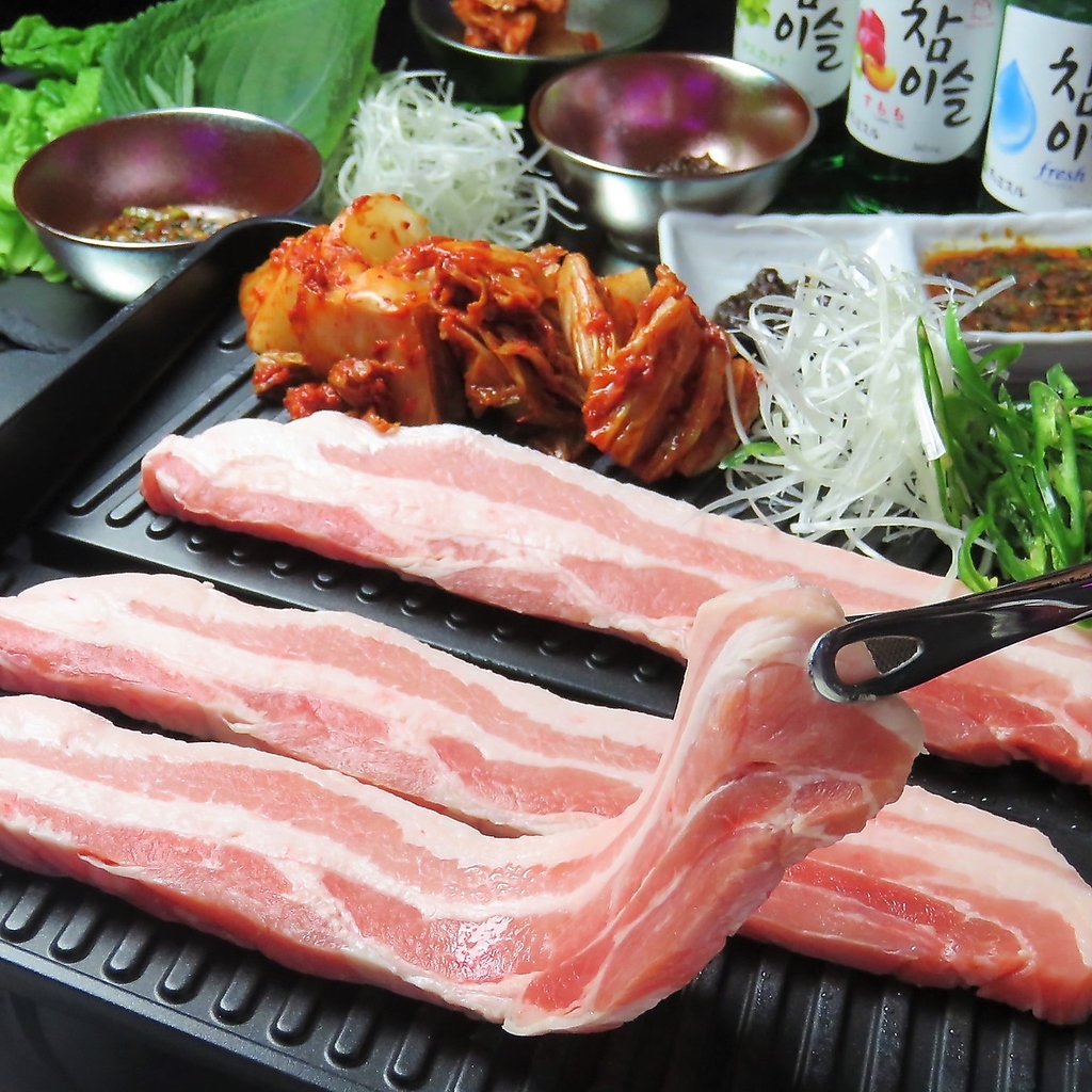 当店自慢のサムギョプサルをお召し上がりいただけます！