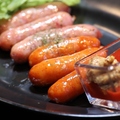 料理メニュー写真&nbsp;ソーセージ2種盛り合わせ
