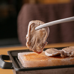 名物！ラムたんの岩塩焼き