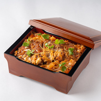 心と身体を癒やすサウナ飯も魅力的