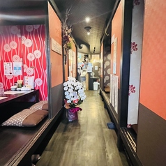 会社の宴会など団体でご利用したいお客様には貸し切りのご予約を承っております。~30名様までご利用いただけますので、貸し切りのお考えの幹事様はお早めにご相談ください。