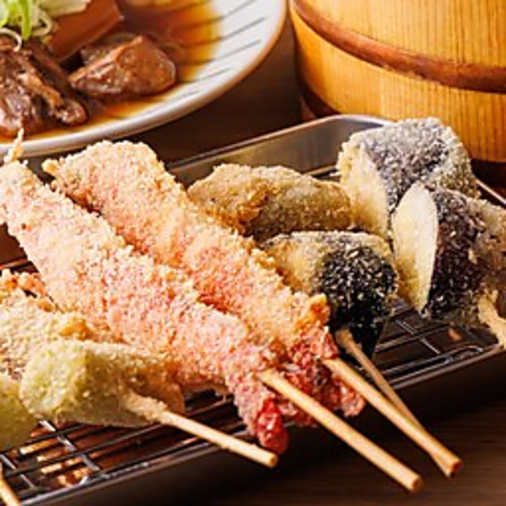 かりっと揚がった串カツ