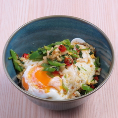 ピリ辛たまごまぜご飯