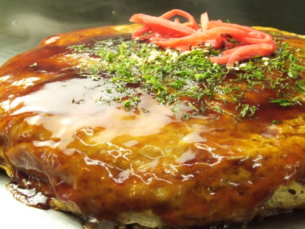 やっぱり大好き★『広島風お好み焼600円』　特製醤油ダレで作る、花子自慢のソースはあっさり風味!!