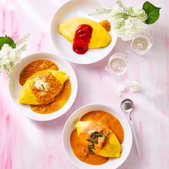 ベーコンとほうれん草のトマトクリームオムライス/モッツァレラのミートクリームオムライス