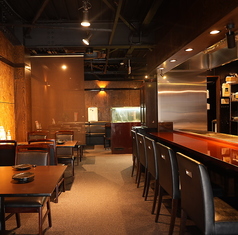 伊勢えび・あわびのいる水槽、広い空間