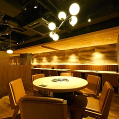 3F 5名丸テーブル